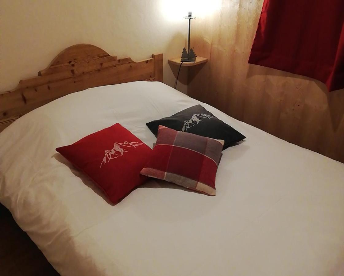 Rez de chaussée très calme vue Mont-Blanc Combloux Extérieur photo